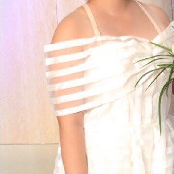 White Prom Dress Gown - Picture 1 of 2